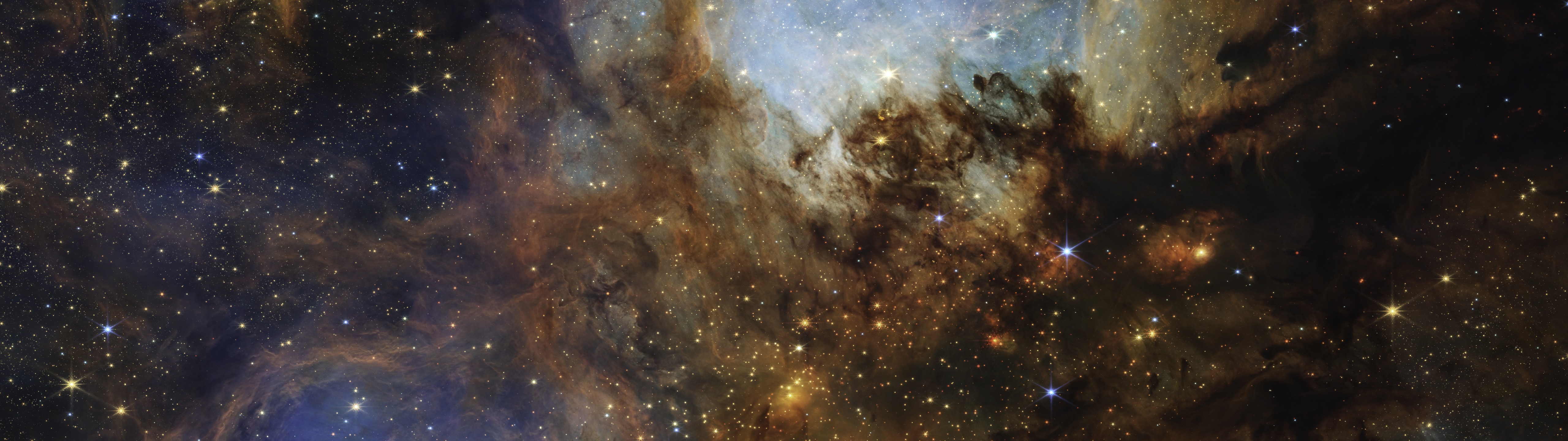 Cat's Paw Nebula, NGC 6334 — Super Ultrawide