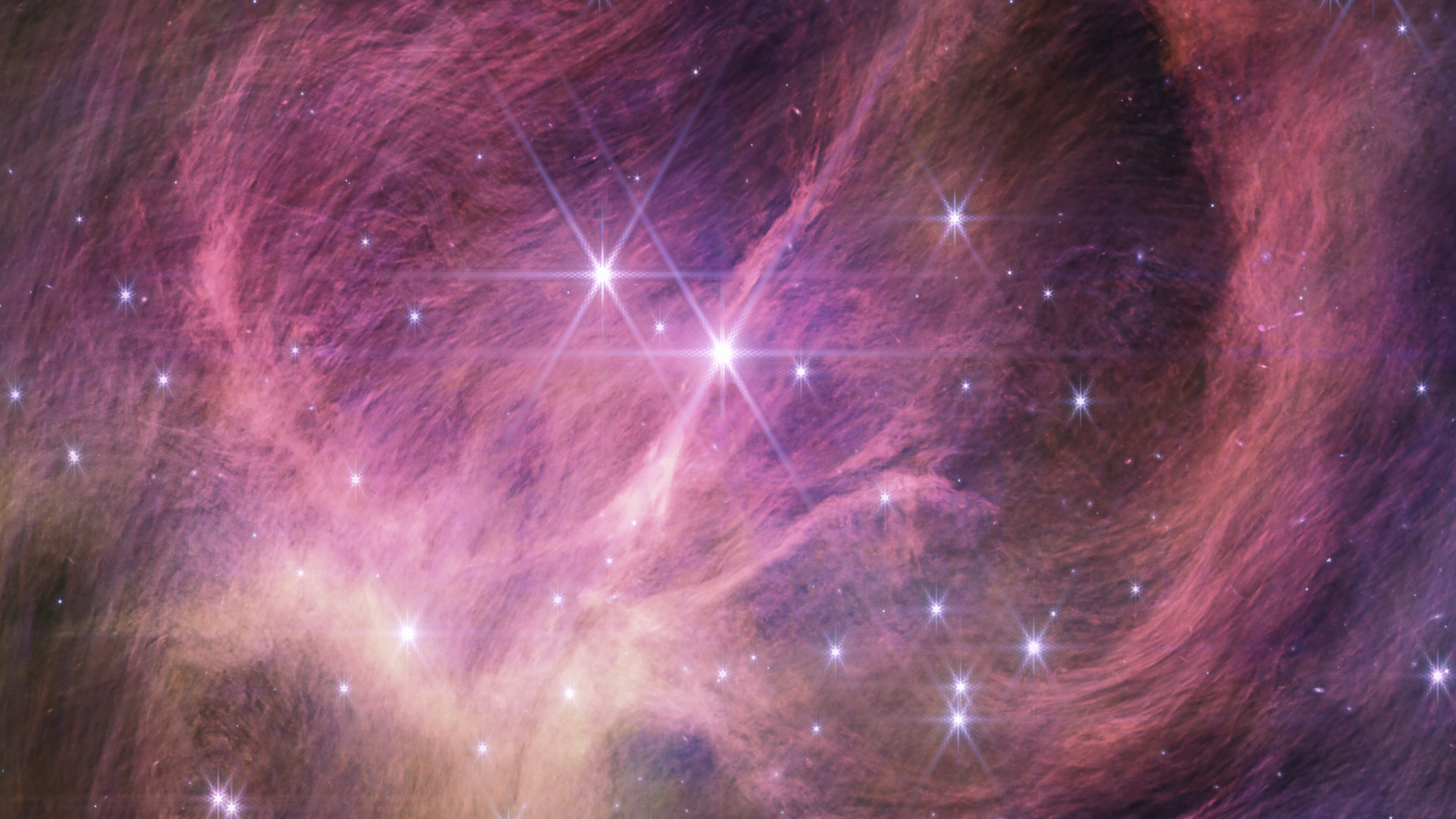 IC 348 — Desktop 8K