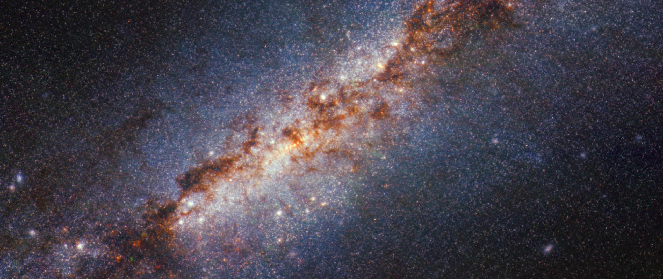 M82, Star Clusters — Ultrawide 1080p