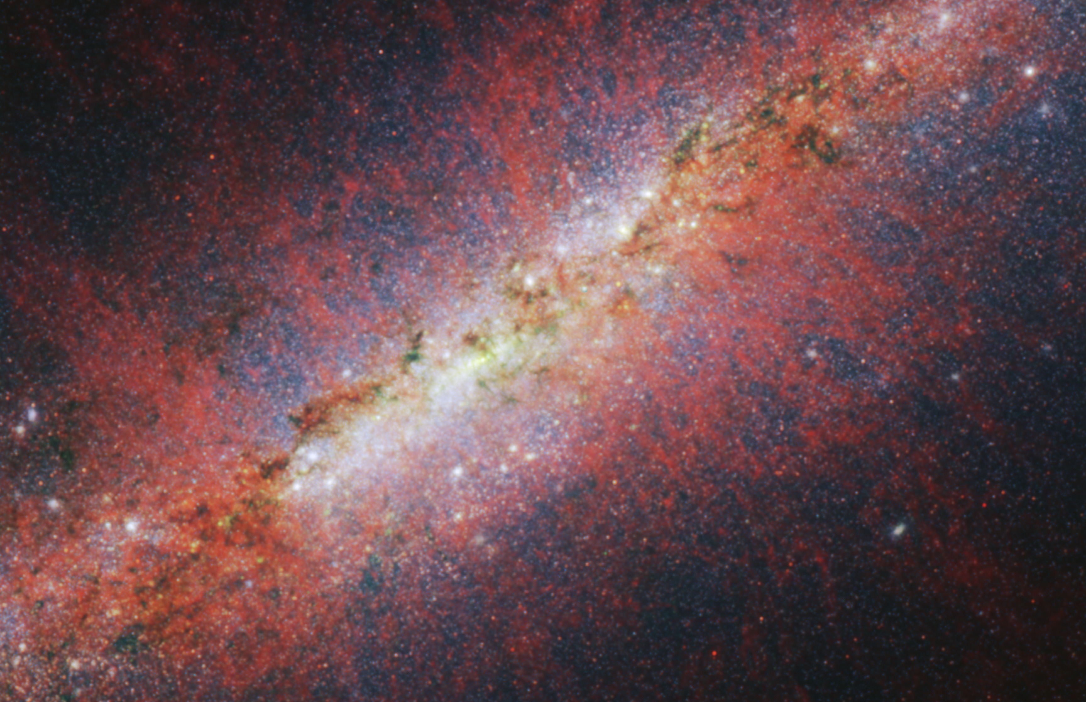 M82, Galactic Wind — MacBook 16"