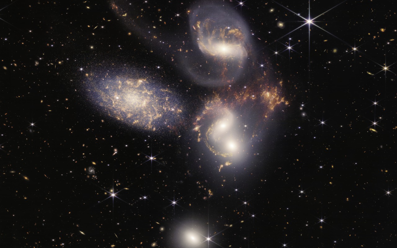 Stephan's Quintet, HCG 92, NIRCam and MIRI Composite — Steam Deck