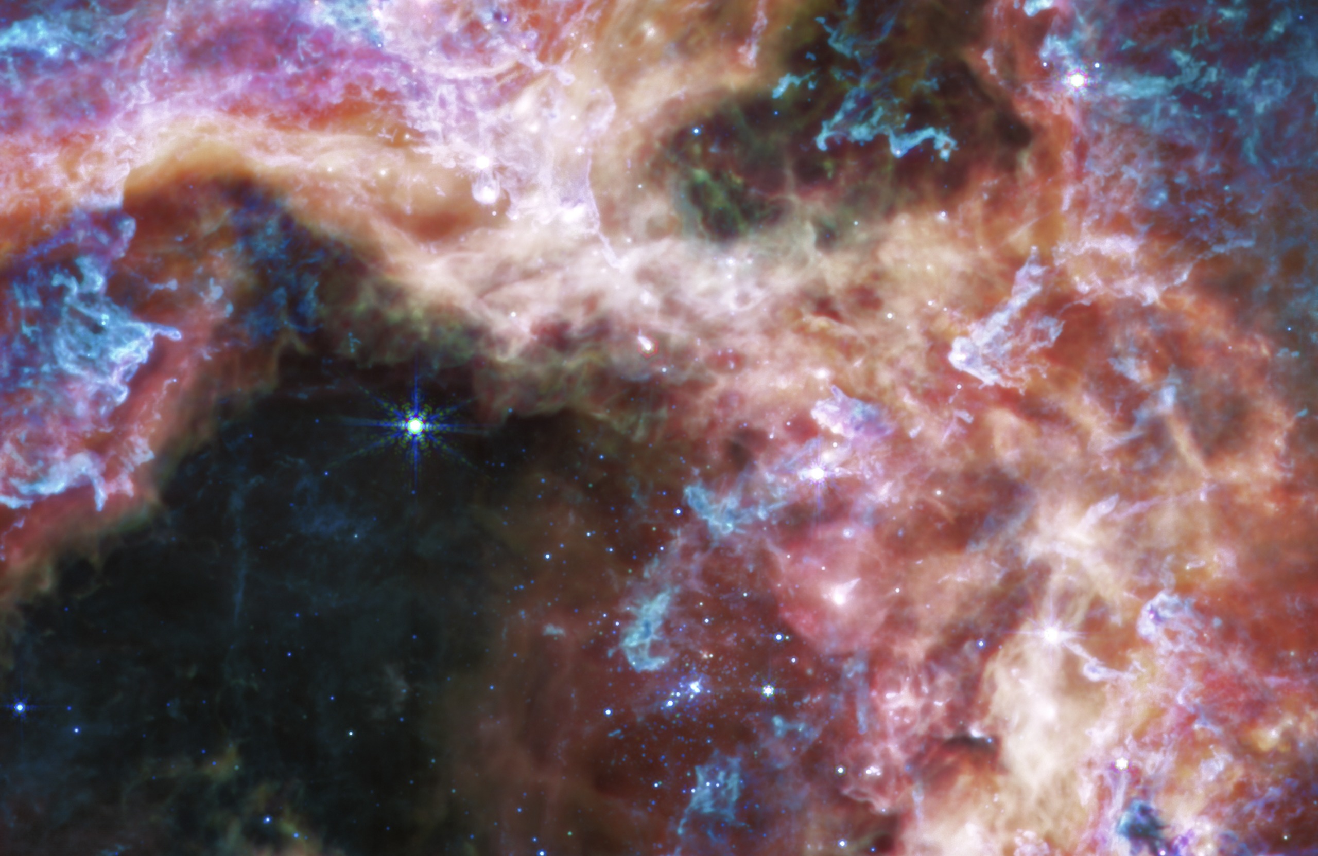 Tarantula Nebula, 30 Doradus, NGC 2070 — MacBook 13"