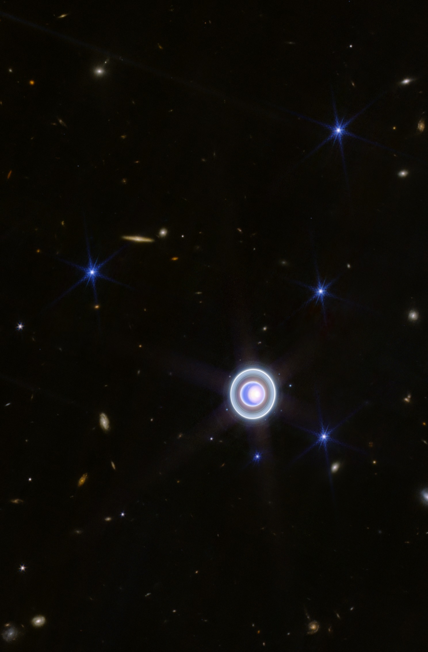 Uranus, Wide Field View — iPad Mini