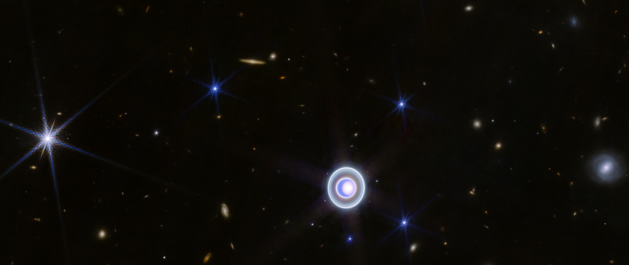 Uranus, Wide Field View — Ultrawide 1080p